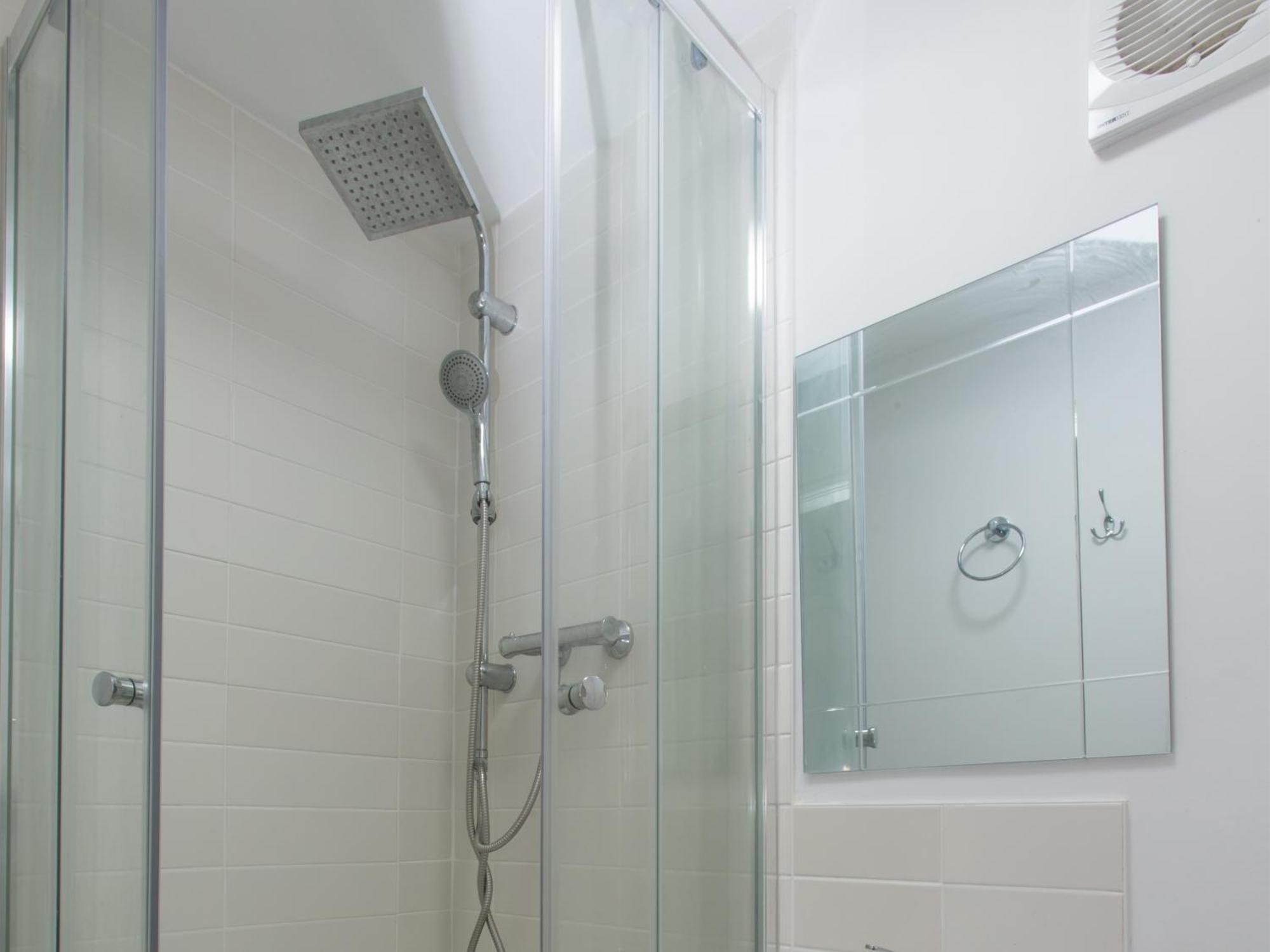 Townhouse @ West Avenue Crewe Bed & Breakfast Room photo