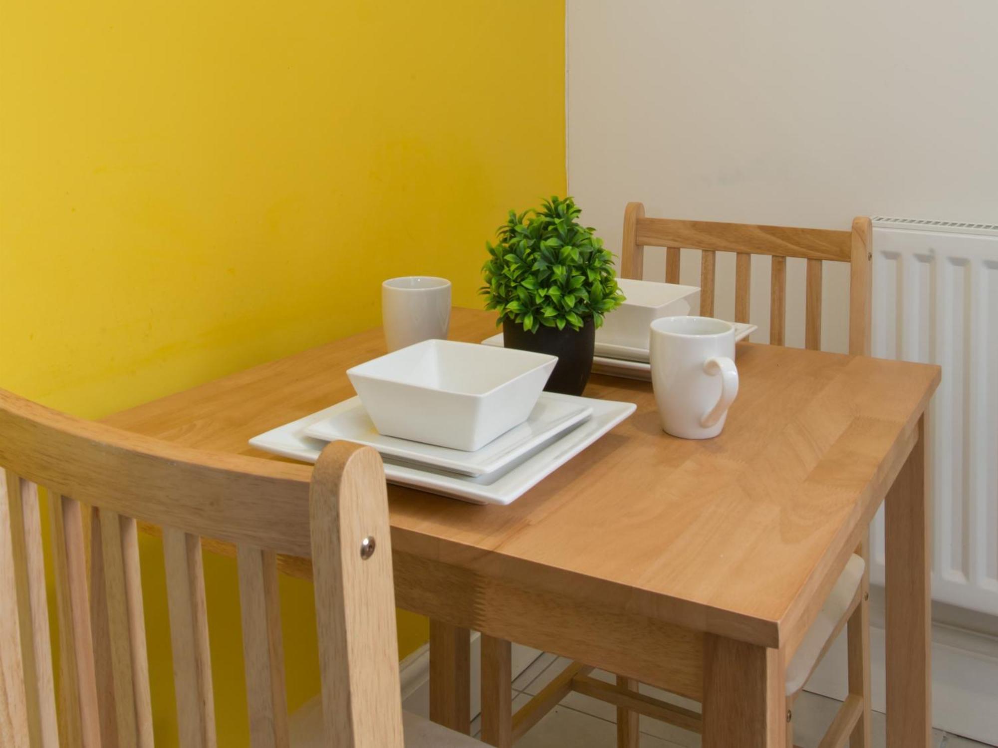 Townhouse @ West Avenue Crewe Bed & Breakfast Room photo